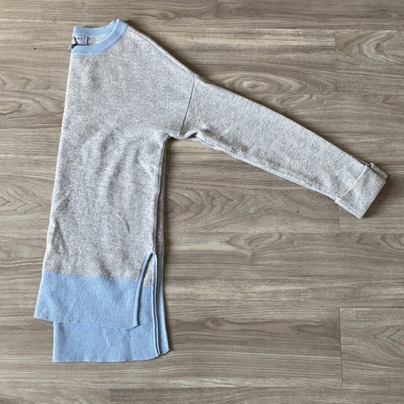 Cashmere sweater - Picture 1 of 5